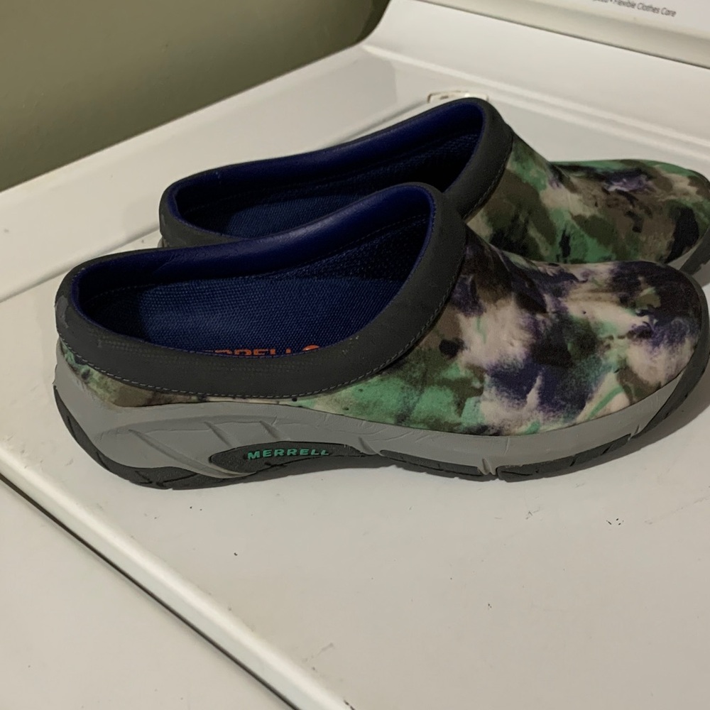Merrell Multicolor Slip-On Clogs